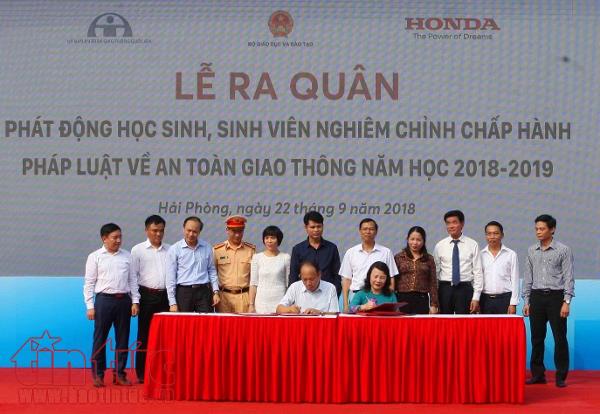 Xây dựng văn hóa an toàn giao thông từ ý thức học sinh, sinh viên ảnh 1